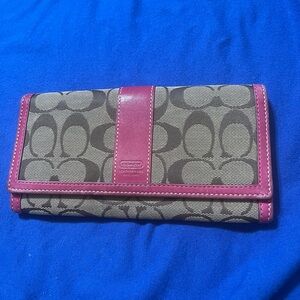 Coach Signature Wallet